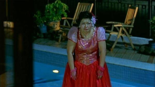 My Left Eye Sees Ghosts Fotoğrafı