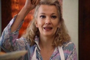 Etki Altında Bir Kadın fotoğrafı