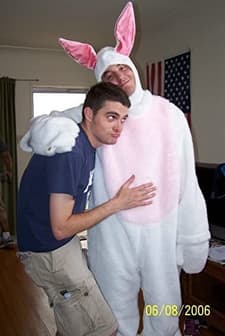 Commitment Issues: A Tux, a Bunny, and a Clinger (2006) afişi