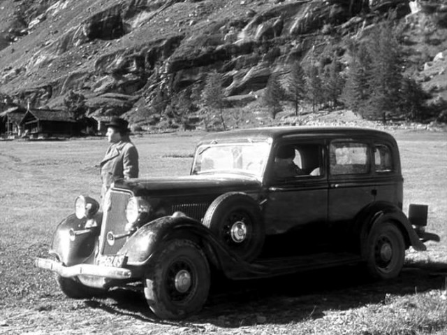 Le Dessous Des Cartes fotoğrafı