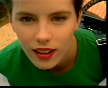 Shooting Fish fotoğrafı