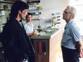 Gaz Bar Blues fotoğrafı