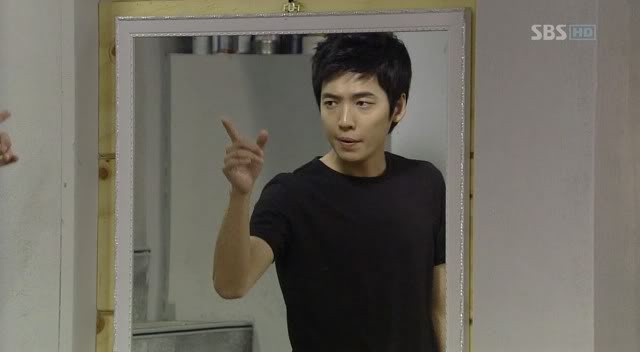 Smile, You Fotoğrafı