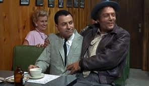 Yürek Yalnız Bir Avcıdır fotoğrafı