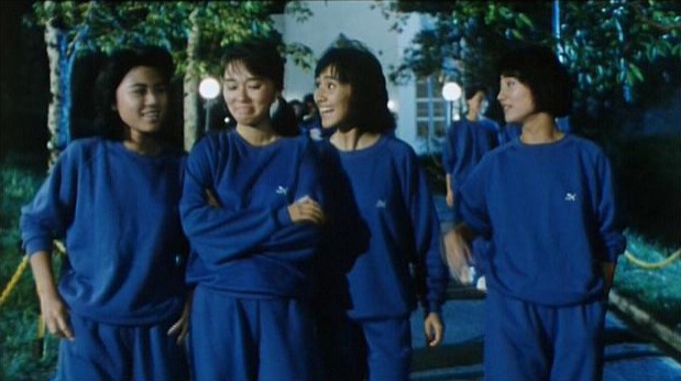 The Inspector Wear Skirts Fotoğrafı