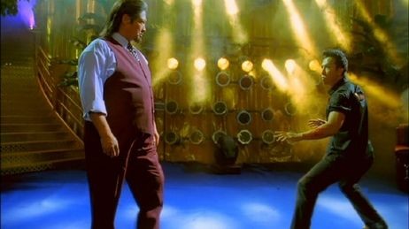 Saat Po Long fotoğrafı