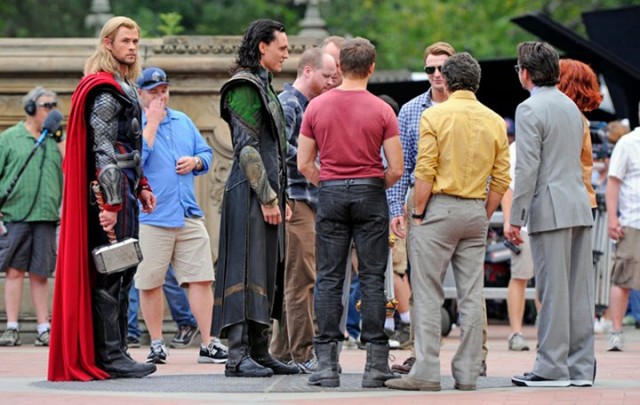 Yenilmezler Fotoğrafı