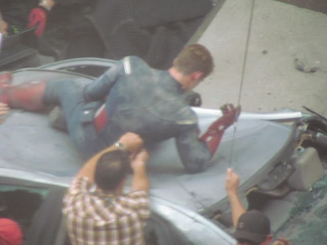 Yenilmezler Fotoğrafı