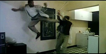 Tiger Cage fotoğrafı