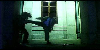 Tiger Cage fotoğrafı