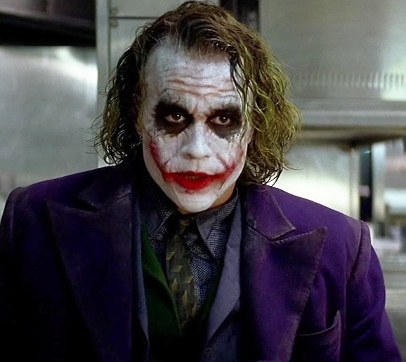 Kara Şövalye Fotoğrafı