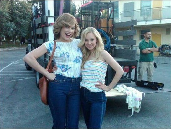 Edepsiz Kız Fotoğrafı