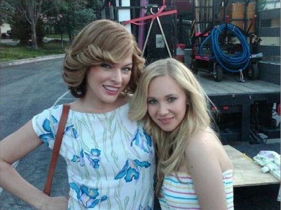 Edepsiz Kız Fotoğrafı