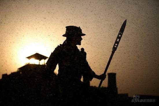 Üç Hanedan: Ejderin Dirilişi fotoğrafı