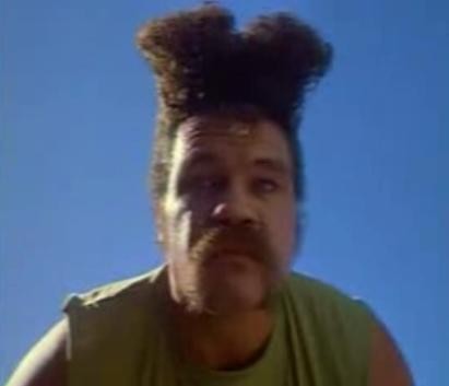 Ernest Goes To Jail fotoğrafı