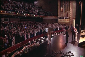 Çıplak Silah 2 Fotoğrafı