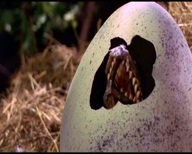 Yaratığın Pençesi fotoğrafı