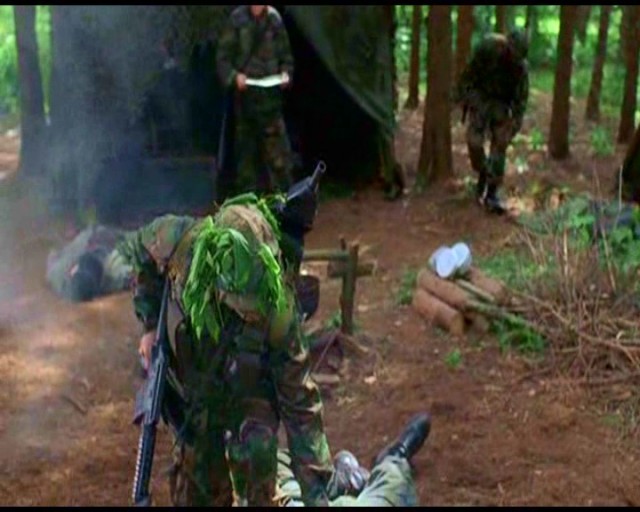 Yaratığın Pençesi Fotoğrafı