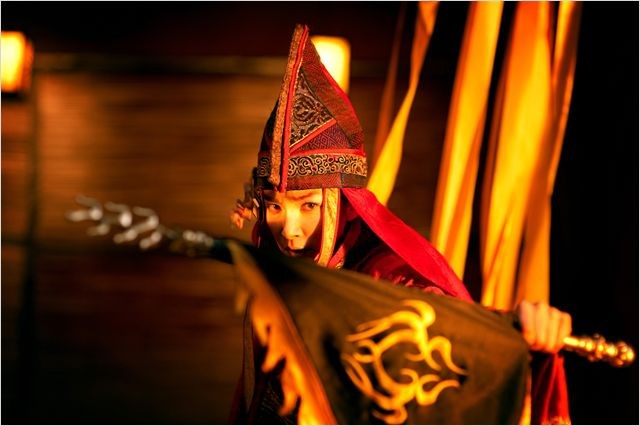 Dedektif Dee ve Gizemli Alev Fotoğrafı