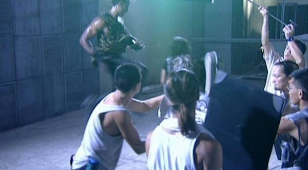 Red Trousers: The Life Of The Hong Kong Stuntmen Fotoğrafı