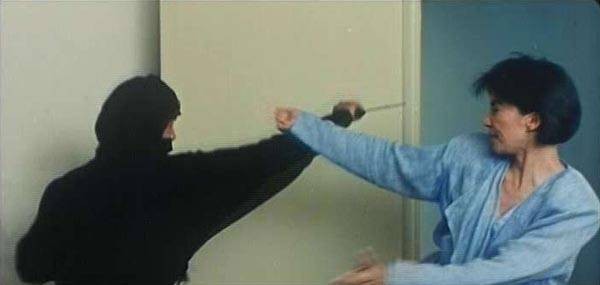 The ınspector Wears Skirts 2 Fotoğrafı