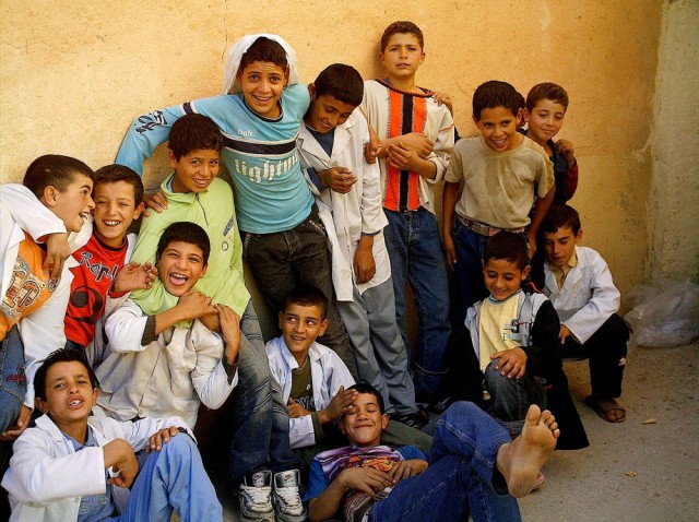 Çin Hala Uzakta fotoğrafı