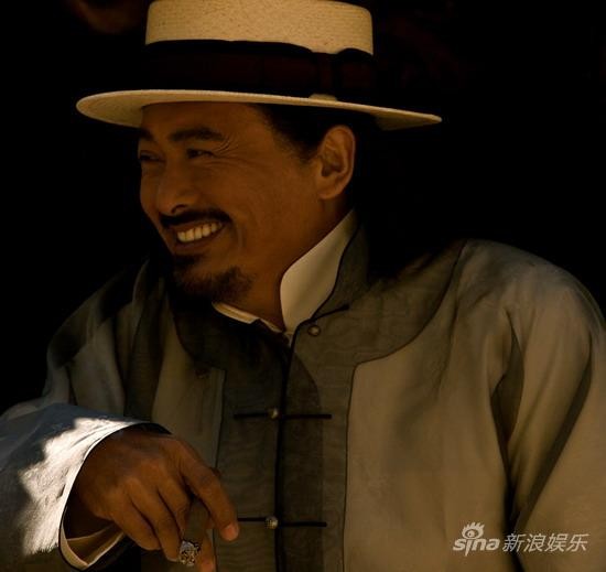 Mermiler Uçuşuyor Fotoğrafı