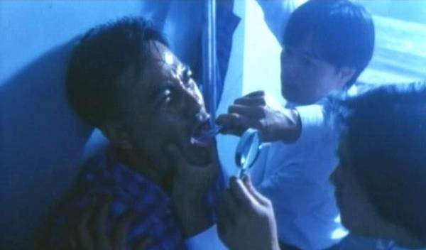 Ghostly Bus Fotoğrafı