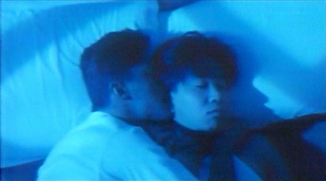 Big Man Little Affair Fotoğrafı