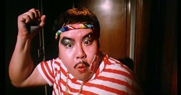 He Lives By Night Fotoğrafı