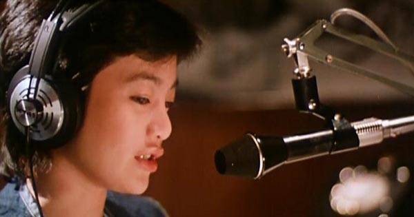 He Lives By Night fotoğrafı