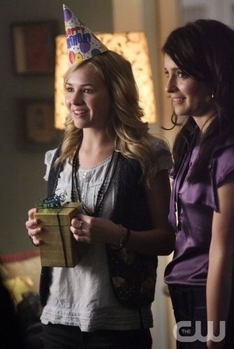 Life Unexpected Fotoğrafı