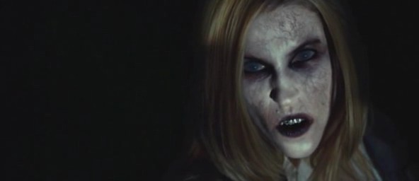 Kötü Melek Fotoğrafı