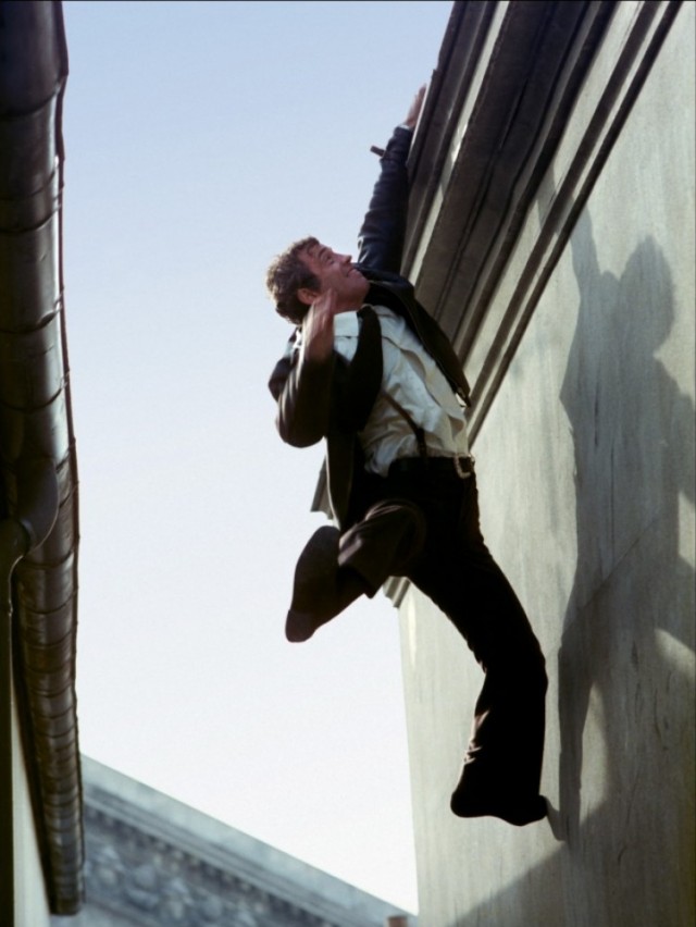 Şehrin üzerinde Korku Fotoğrafı