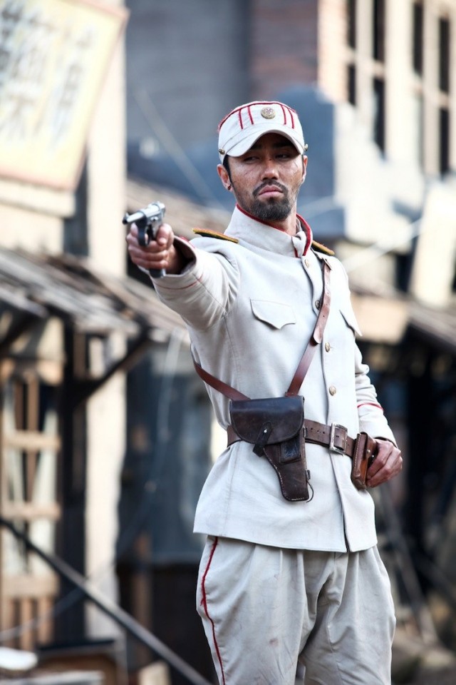 71 Ateş Altında Fotoğrafı