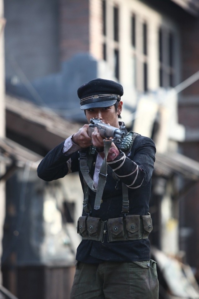 71 Ateş Altında Fotoğrafı