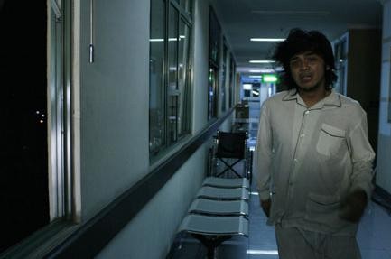 Dead Virgins String fotoğrafı