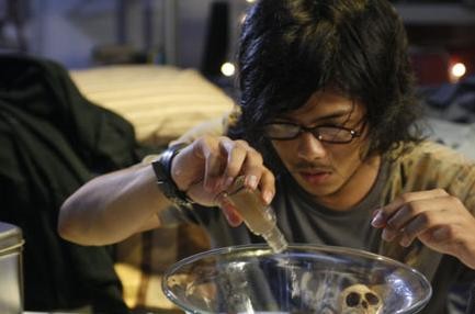 Dead Virgins String fotoğrafı