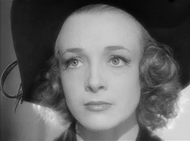 Falbalas fotoğrafı