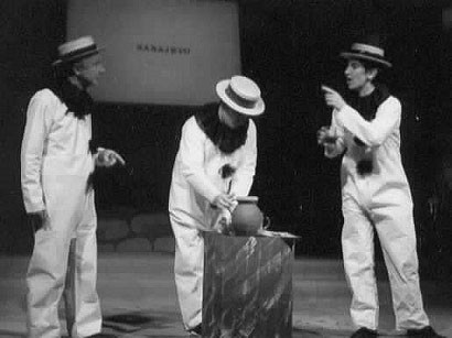 Oh! Bu Ne Güzel Savaş fotoğrafı