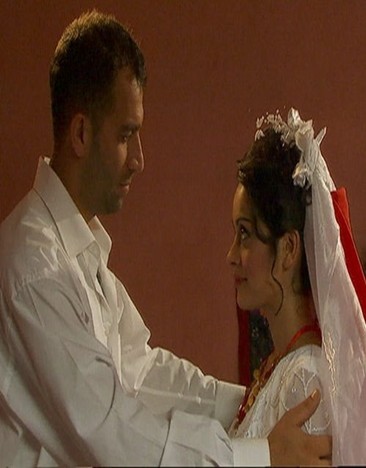 Bir Aşk Hikayesi (2004) afişi