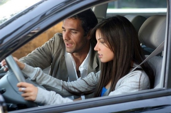 Üzgünüm Ama Seninle Evlenmek İstiyorum fotoğrafı