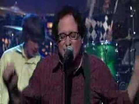 Stuck Between Stations fotoğrafı