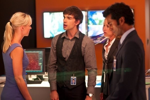 Covert Affairs Fotoğrafı