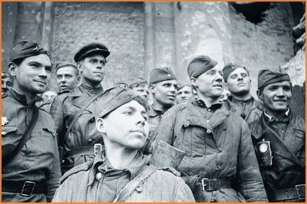 La Flamme Du Souvenir fotoğrafı