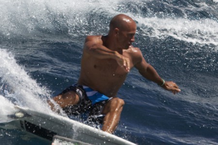 The Ultimate Wave Tahiti Fotoğrafı