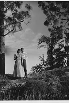 Roaring Guns (1944) afişi