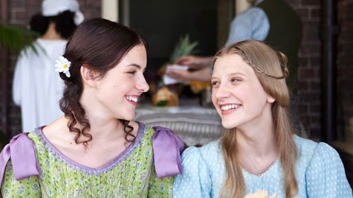 Dead Gorgeous Fotoğrafı