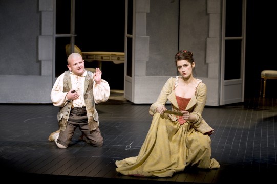 Les Fausses Confidences Fotoğrafı