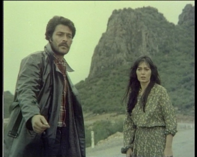 Selvi Boylum Al Yazmalım Fotoğrafı